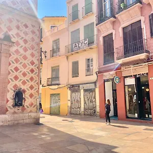 https://homely-mlaga-loft-especeras.hotelsinnerja.org