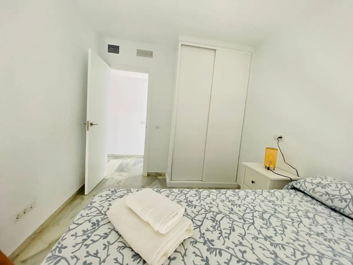 Botanico Playa Y Ascensor Grupo Ac Gestion Apartment Cadiz Spain